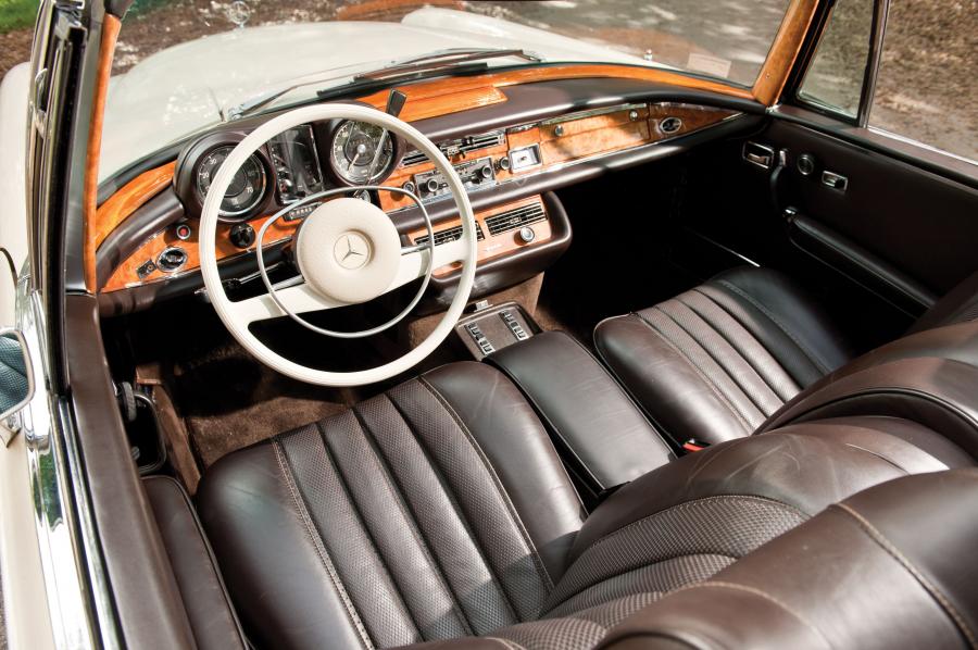  Mercedes-Benz 280 SE 3.5 Cabriolet 1971 года  (фото 19 из 84)